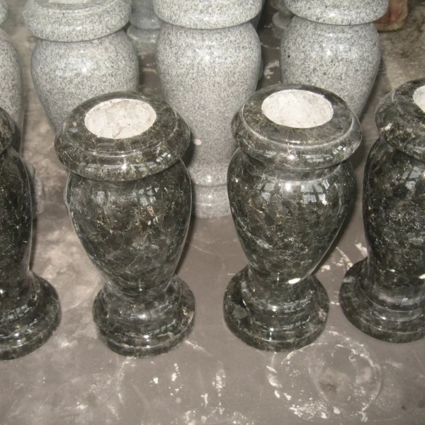 vase - Image 2