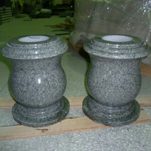 vase - Image 2